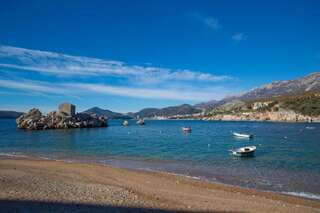 Апартаменты Квартира с 3 спальнями в Пржно Свети-Стефан Апартаменты с 3 спальнями-75