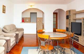 Апартаменты Квартира с 3 спальнями в Пржно Свети-Стефан Апартаменты с 3 спальнями-85